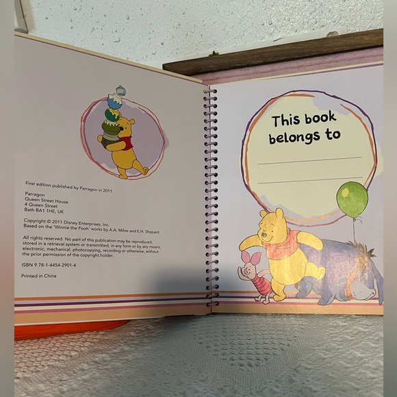 Winnie the Pooh cookbook - Picture 2 of 6